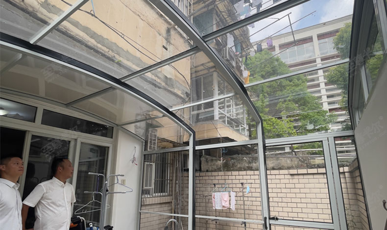 传统玻璃阳光房弊端多？不如搭建新式星力打鱼游戏平台
|至尊卡尔阳光房