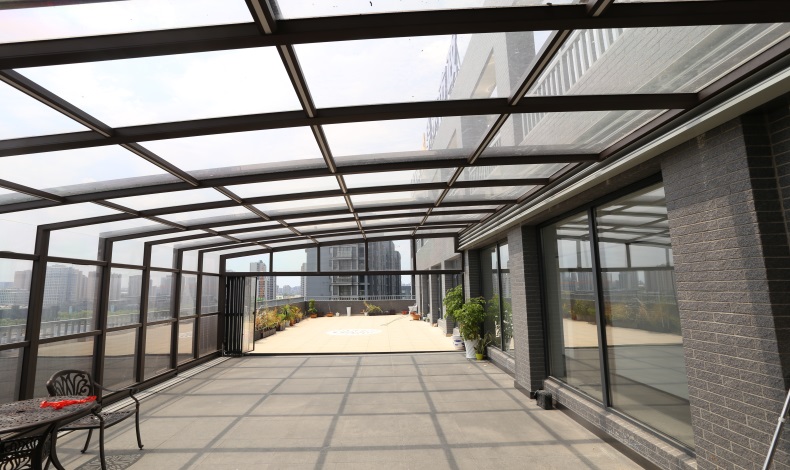 顶楼能否搭建阳光房：多面视角下的探讨